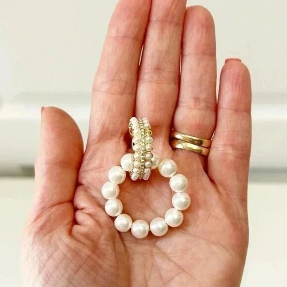 Banana Republic Pearl Drop Double Hoop Earrings Gold Tone & White NWT - Picture 5 of 11